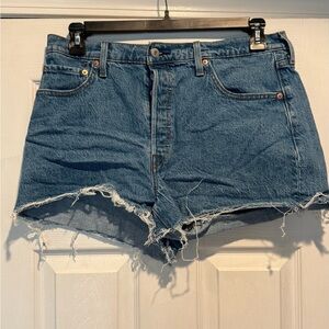 Women’s Levi’s 501 cutoffs